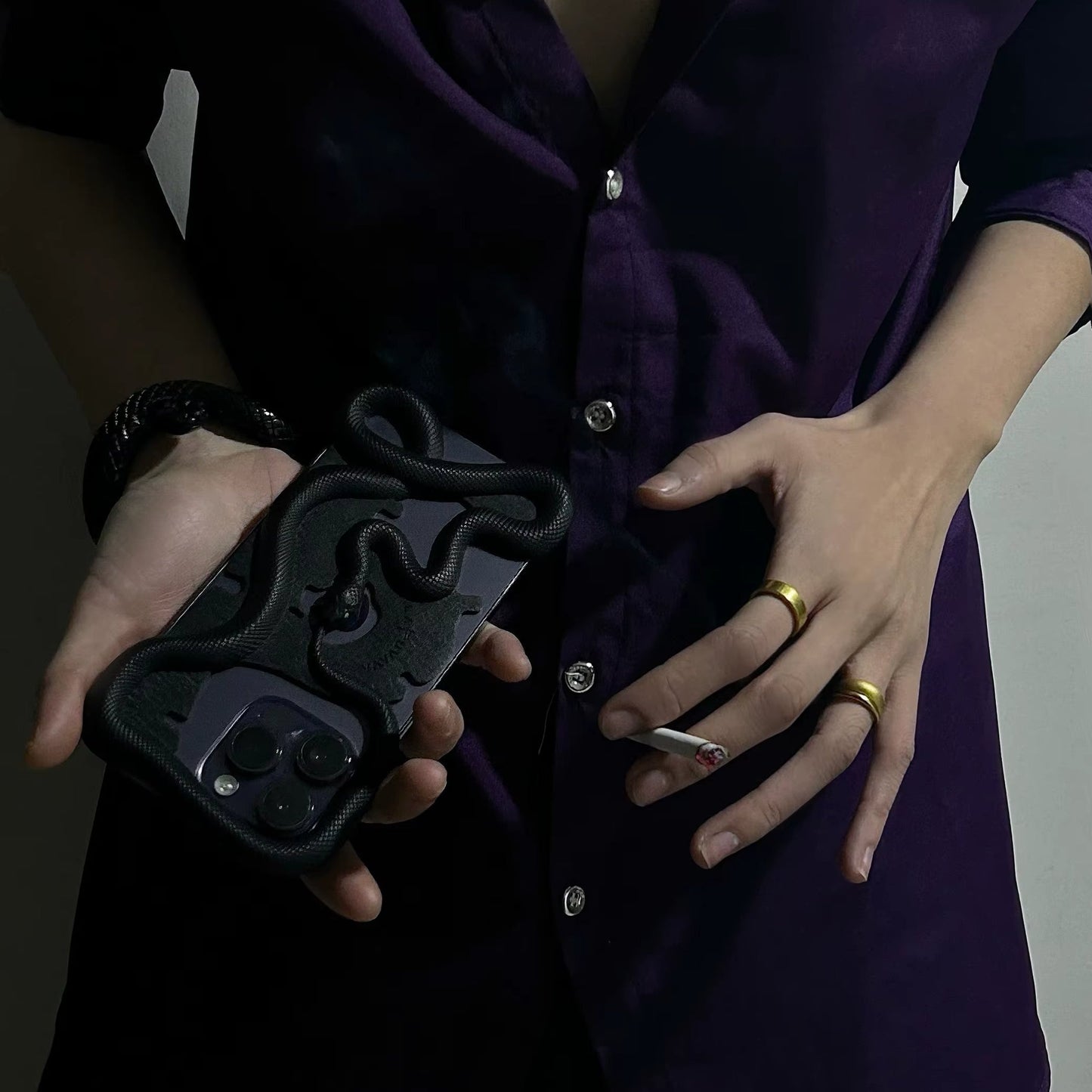 Venomous Shield Case - iPhone