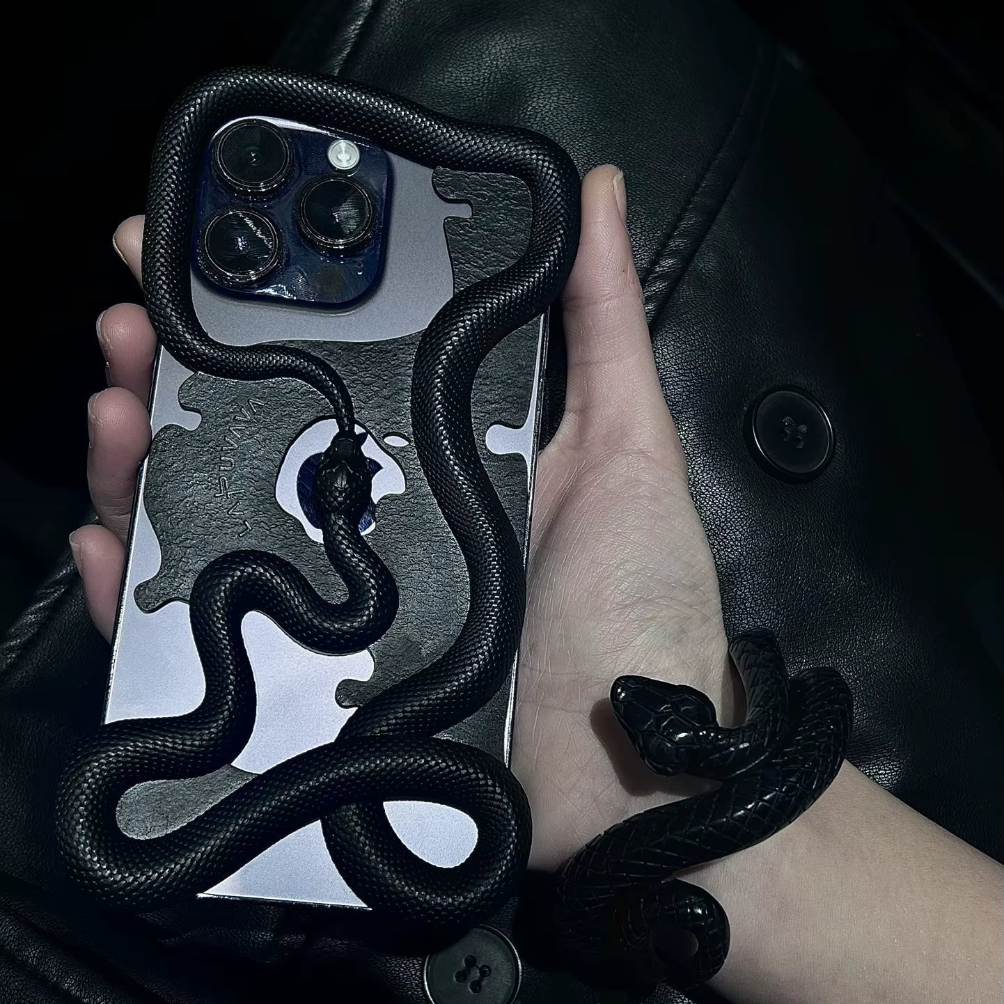 Venomous Shield Case - iPhone